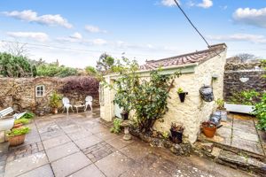 Photo 25- click for photo gallery